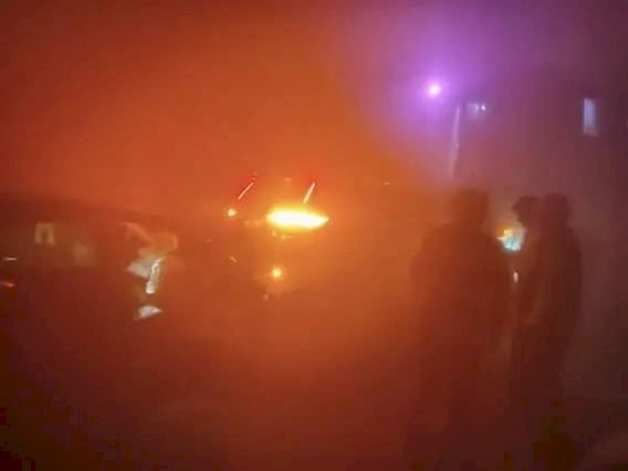 आगरा-लखनऊ एक्सप्रेसवे पर कोहरे का कोहराम, आपस में टकरा गए छह वाहन, 24 लोग घायल