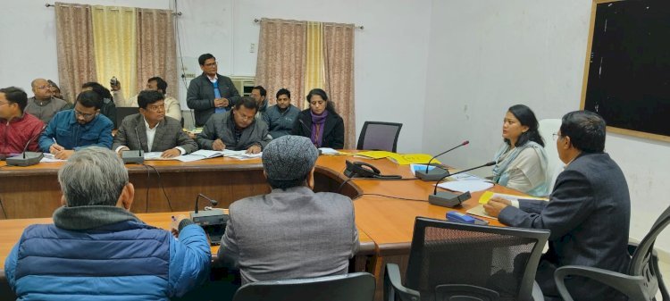 Raibareli-जिला स्वास्थ्य समिति के शासी निकाय की बैठक हुई संपन्न