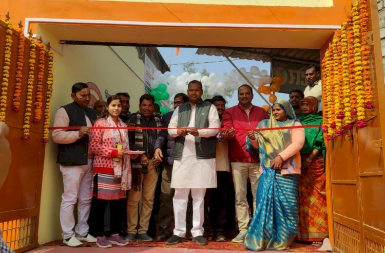 Raibareli-सूंची में ग्रामीण खेल कूद मैदान व पंचायत भवन सौन्दरीकरण का हुआ लोकार्पण