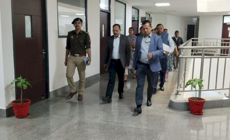 Raibareli-प्रमुख सचिव का एम्स दौरा, तैयारियों का लिया जायजा
