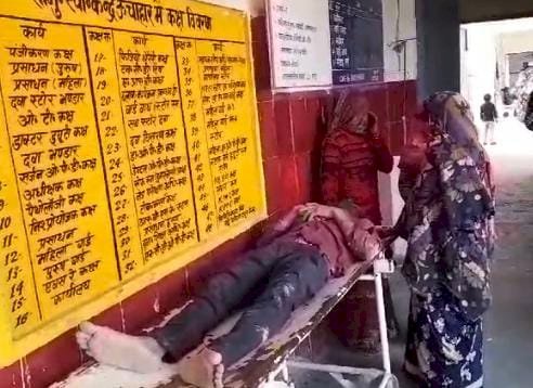 रायबरेली-दीवार तोड़ते समय मलवा समेत नीचे गिरा श्रमिक , हालत गंभीर,,