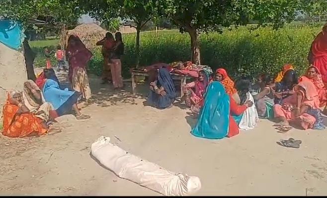 रायबरेली-आकाशीय बिजली गिरने की चपेट में आने से झुलसे हुए अधेड़ महिला की मौत,,,,