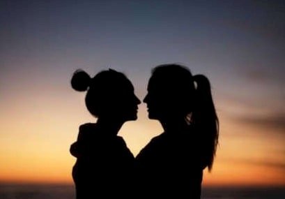 Raibareli-एक दूसरे को दिल दे बैठीं दो युवतियां