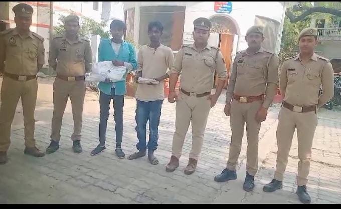 रायबरेली-अवैध असलहा बनाने की फैक्ट्री समेत दो तमंचा बरामद , दो गिरफ्तार,,,