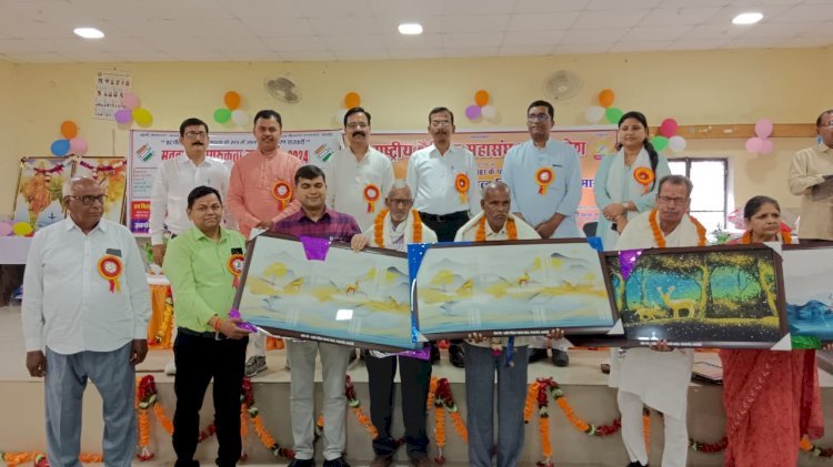 Raibareli-सेवानिवृत्ति शिक्षकों ने किया बेहतर काम, तभी उनका नाम: एसडीएम