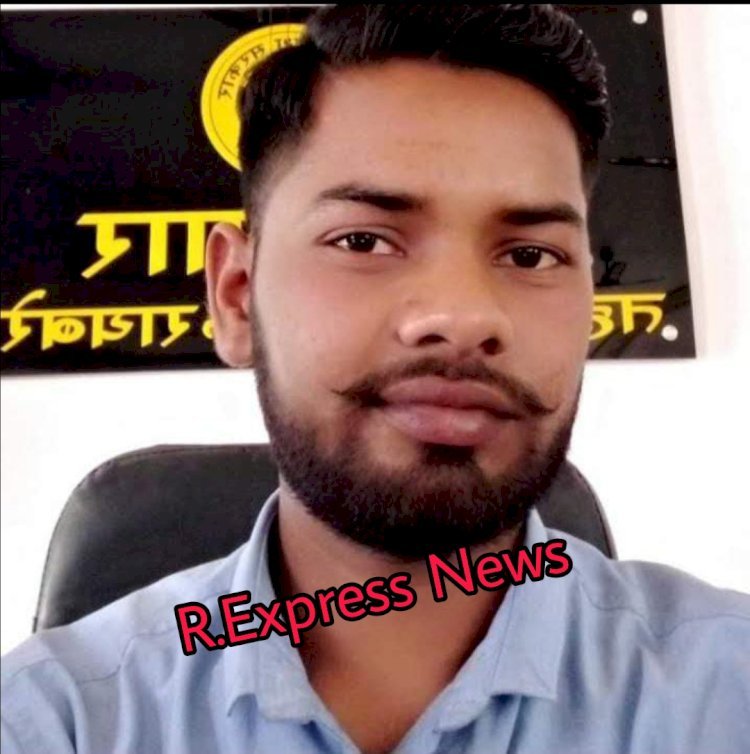 Raibareli-एसडीएम की कुर्सी पर बैठ कर युवक ने खिंचाई फ़ोटो