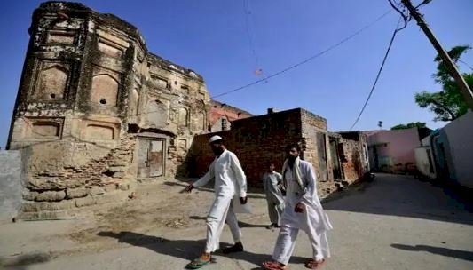 कैराना में प्रचार में भी रोचक मुकाबला, हिंदू गांवों में रोजा इफ्तार