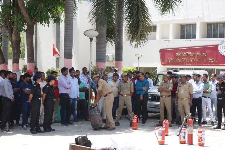 Raibareli-निफ्ट में मनाया गया अग्निशमन सेवा सप्ताह