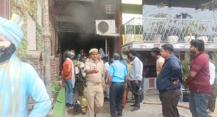 बड़ी खबर-रायबरेली के बटी रेस्टोरेंट में लगी भीषण आग