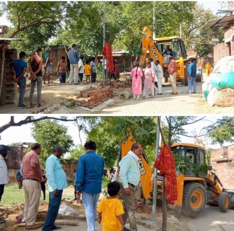 रायबरेली-खलिहान के अवैध कब्जे पर चला बुलडोजर , ध्वस्त किया गया निर्माण