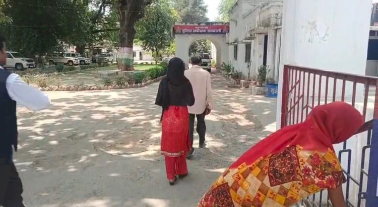 Raibareli-पीड़िता ने थाने में सुनवाई न होने का लगाया आरोप,भटक रही रेप पीड़िता