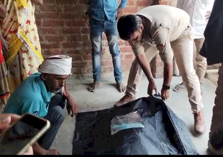 रायबरेली-फंदे पर लटकता मिला किशोरी का शव , परिवार में मचा कोहराम,,,,, 