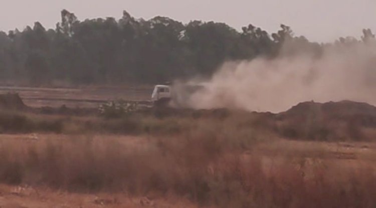 रायबरेली-कालू वाला कंपनी के अवैध मिट्टी खनन से कराह रही धरती,,,, 