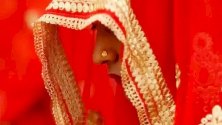 बहन को मेरा पति, मां को मेरा ससुर भगा ले गया, अब मैं कहां जाऊं.', रो-रोकर महिला ने पुलिस को बताई आपबीती