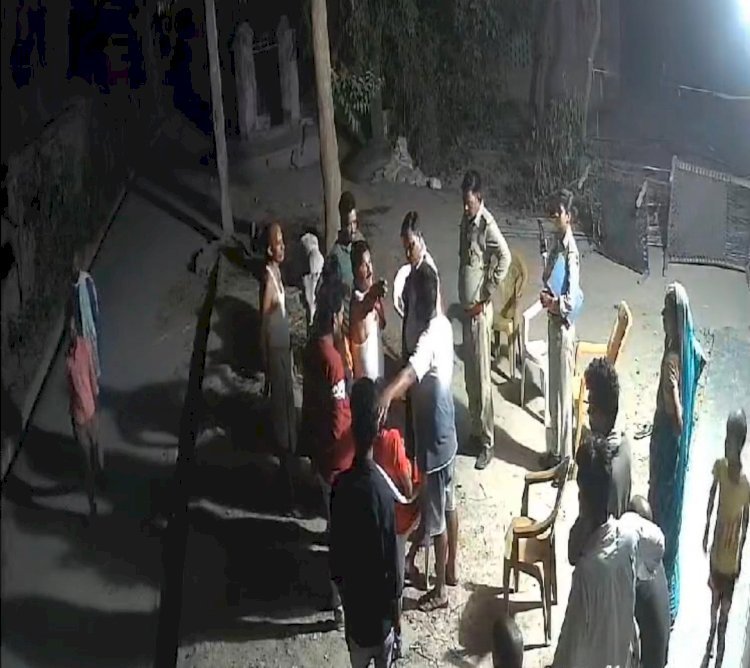 Raibareli-पुलिस के सामने युवक ने दिखाई गुंडई,तमाशबीन बनी रही पुलिस