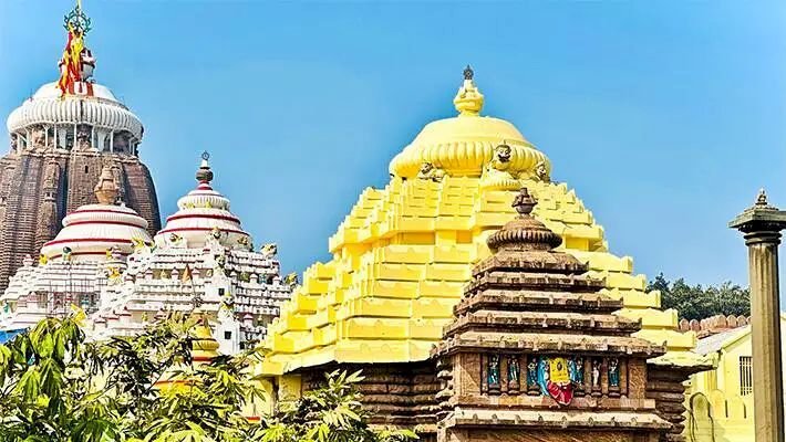 श्रीकृष्ण के 7 प्रमुख मंदिर, इनसे जुड़े रहस्य समझना है मुश्किल