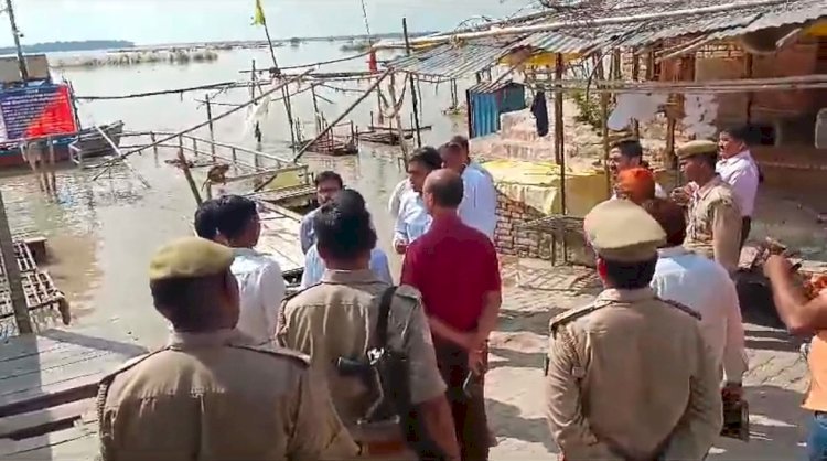 Raibareli-खतरे के निशान से 41 सेमी दूर गंगा का जलस्तर