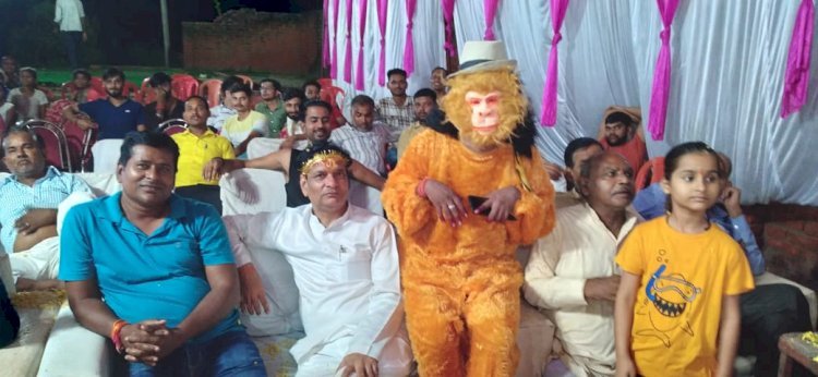 Raibareli-जसवंतत्री देवी में हुआ जागरण झूमे श्रद्धालु