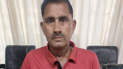 फौजी से चौकी इंचार्ज ने ली 20 हजार रुपये रिश्वत, एंटी करप्शन टीम ने रंगेहाथ किया गिरफ्तार