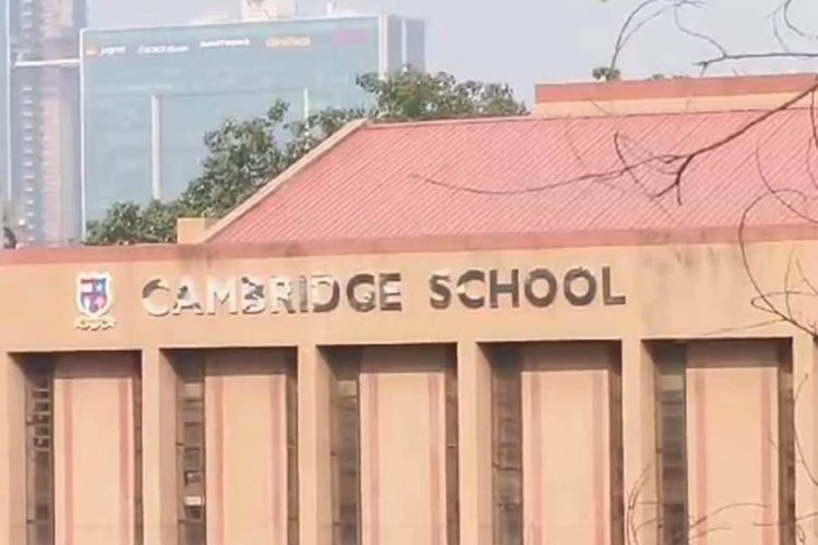 नोएडा के इस प्राइवेट स्कूल में साढ़े तीन साल की बच्ची से डिजिटल रेप, आरोपी स्टाफ गिरफ्तार