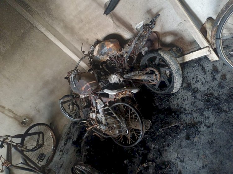 Raibareli-आगजनी के मामले में कोतवाली पुलिस ने अज्ञात लोगों के खिलाफ दर्ज किया