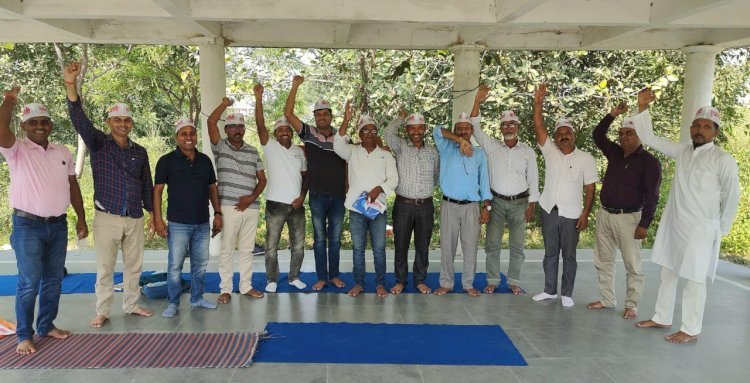 Raibareli-कर्मचारियों ने कहा-पुरानी पेंशन के सिवाय कुछ स्वीकार नहीं