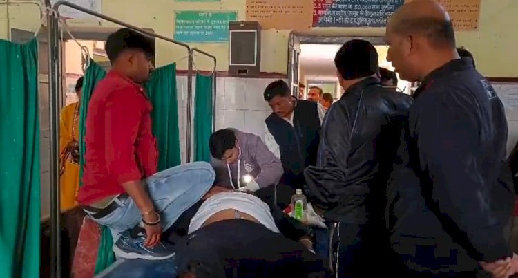 रायबरेली -दो बाइको की आमने सामने भीषण टक्कर,पांच घायल