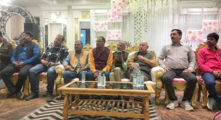 Raibareli-दवा व्यवसाई के द्वारा मीडिया कर्मियों पर आरोप लगाने पर  लामबंद हुए जिले के पत्रकार