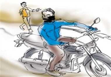 रायबरेली-ऊंचाहार नगर में दुकान के सामने से बाइक गायब