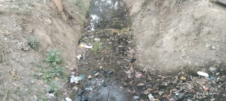 रायबरेली -महराजगंज माइनर में पानी न आने से किसानों में अधिकारियों के प्रति रोस व्याप्त