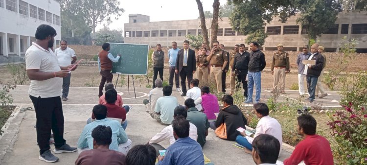 रायबरेली-जिला कारागार में बन्दियों के विधिक अधिकार विषय पर आयोजित हुआ जागरुकता शिविर