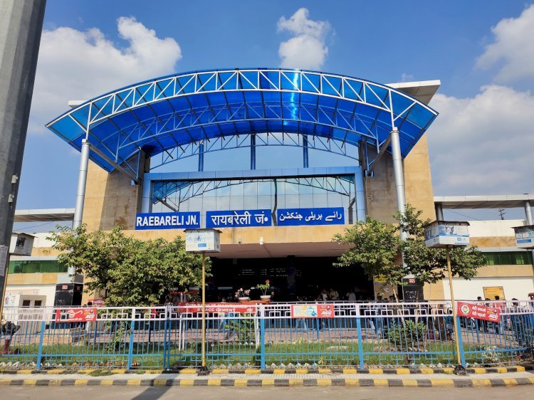 रायबरेली-आखिर क्यों रेलवे स्टेशन में तैनात सफाईकर्मियों ने उत्पीड़न की लखनऊ मंडल कार्यालय को भेजी शिकायत,जानिए वजह?