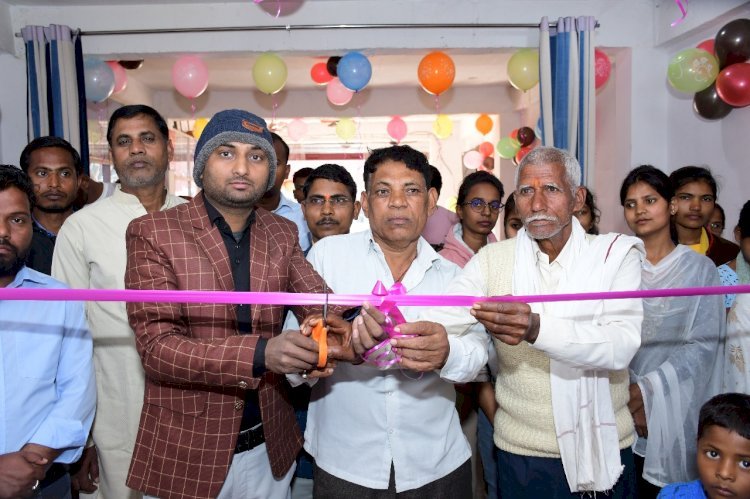 रायबरेली-राष्ट्रीय युवा कंप्यूटर प्रशिक्षण केंद्र का सोनिका एजुकेशन फाउंडेशन के डायरेक्टर ने फीता काटकर किया शुभारंभ 