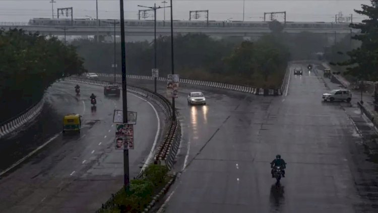 उत्तर प्रदेश में बदला मौसम का मिजाज, रिमझिम बारिश से बढ़ेगी ठंडक