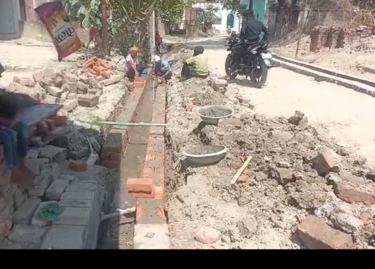 रायबरेली-सरकारी धन का जमकर हुआ बंदरबांट, अधिकारियों ने दिया साथ, सरकारी धन का हुआ बंदरबांट