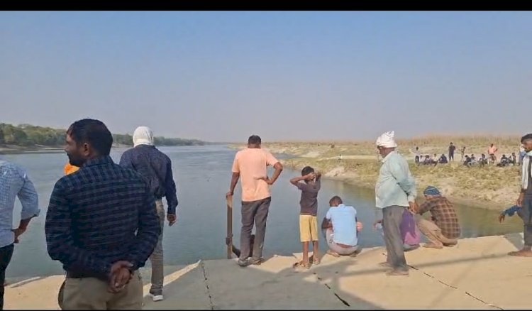 रायबरेली में गंगा  स्नान करते  समय डूबा युवक
