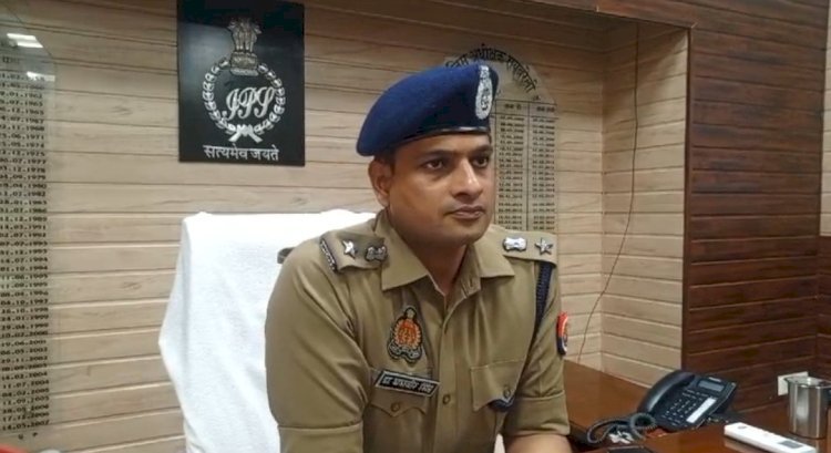 रायबरेली-डलमऊ कोतवाल समेत दो दारोगा पर गिरी गाज