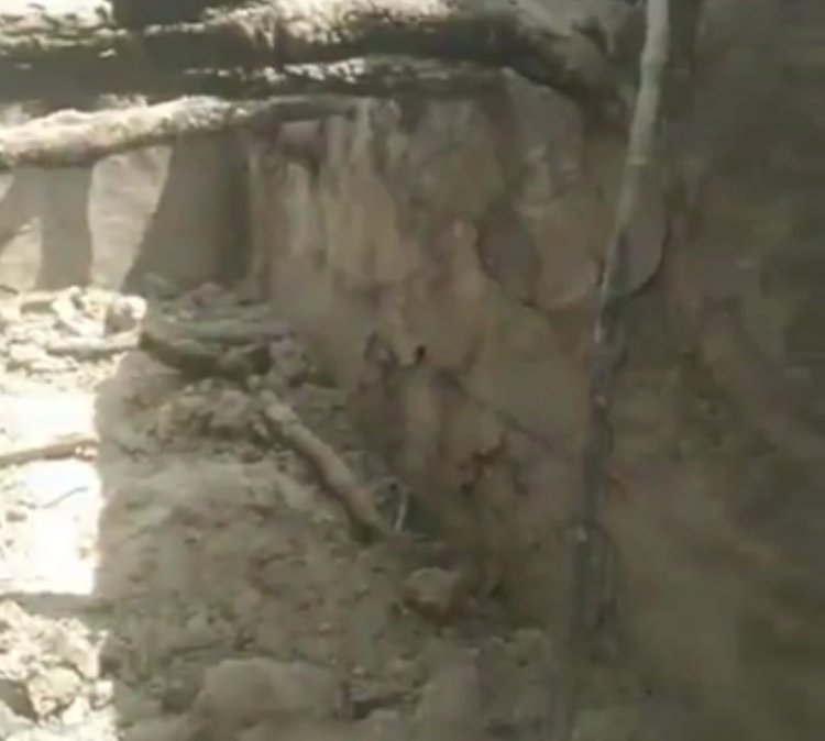 रायबरेली-अधिवक्ता के घर में शॉर्ट सर्किट से लगी आग से गृहस्थी व अनाज जलकर राख