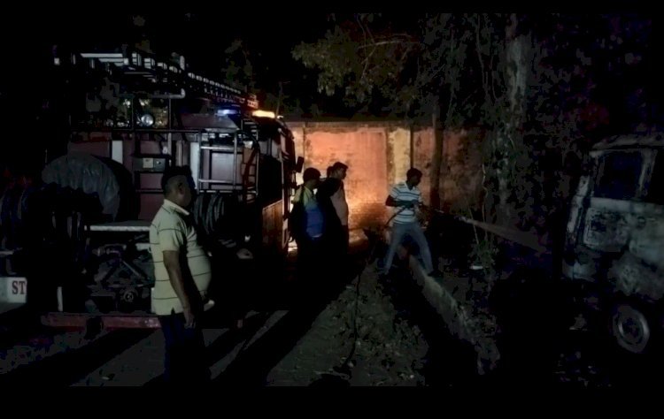 रायबरेली के सीएमओ ऑफिस परिसर में लगी भीषण आग