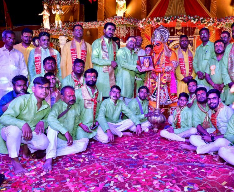 रायबरेली -16वाँ विशाल जागरण एवं भंडारे का हुआ आयोजन,बाबा के भजनों पर झूमें भक्त 