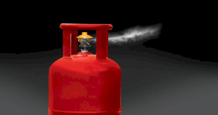 रायबरेली में गैस सिलेंडर लीक होने से लगी आग