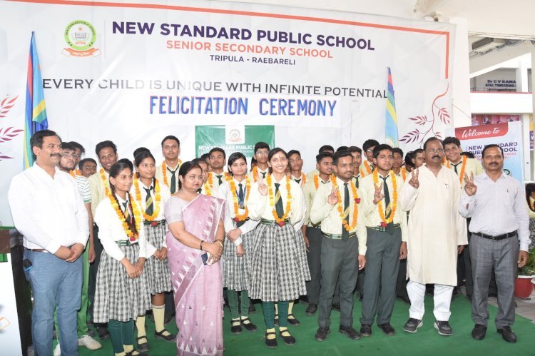 एन.एस.पी.एस.ने सी.बी.एस.ई.परीक्षा परिणामों में फिर लहराया परचमतैय्यबा क़य्यूम ने 97.00 प्रतिशत अंक प्राप्त कर जिले में किया स्कूल और परिवार का नाम रोशन 