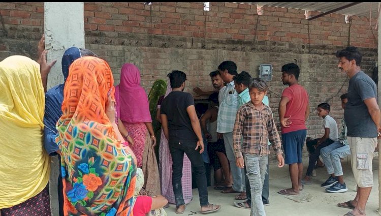 रायबरेली-फंदे पर लटका मिला युवक का शव , जांच में जुटी पुलिस,,, 