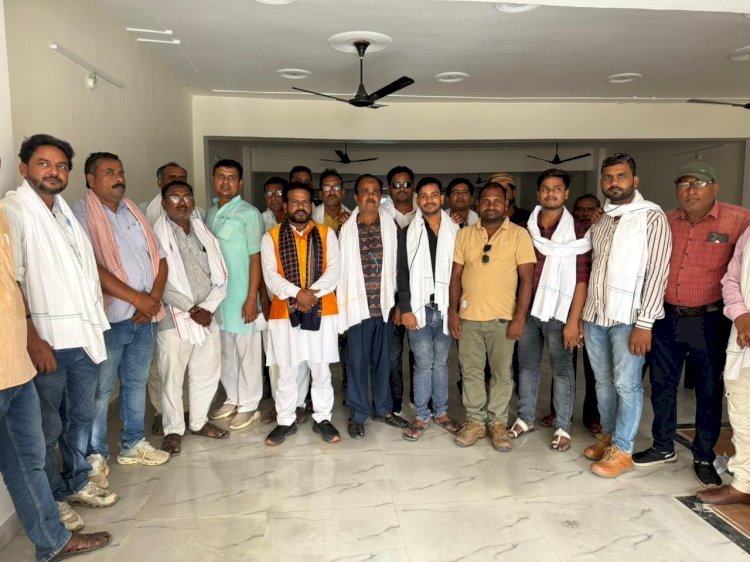 रायबरेली-भारत में सामाजिक और राजनैतिक परिवर्तनों का अहम हिस्सा रही है हिंदी पत्रकारिता,,,