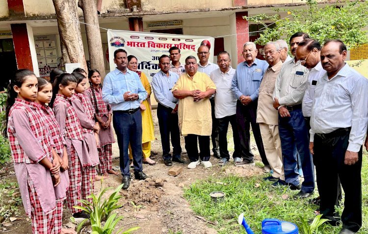 रायबरेली-एक पेड़ अपने बच्चों के नाम लगाने का लें संकल्प: अरविंद श्रीवास्तव