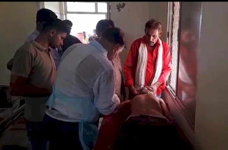 रायबरेली-बाईक सवार बुजुर्ग डिवाइडर से टकराकर हुआ घायल,, 