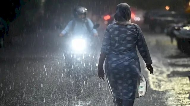 यूपी में मौसम विभाग का अलर्ट, अगले 3 घंटों में इन जिलों में जमकर बारिश