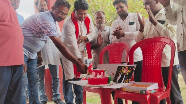 रायबरेली-ऊंचाहार में धूमधाम से मनाया गया पूर्व मुख्यमंत्री अखिलेश यादव का जन्मदिन,,,