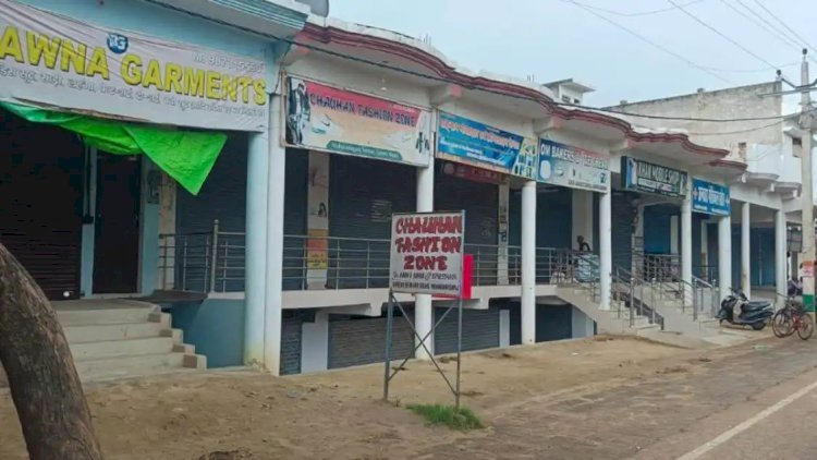 रायबरेली में गल्ला व्यापारी की हत्या से आक्रोश, एक करोड़ रुपये मुआवजे की मांग को लेकर बाजार बंद