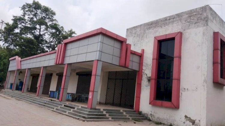 रायबरेली में 13 साल से खंडहर बना भवन अब बनेगा रनिंग रूम,मिलेगी बड़ी राहत